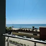 Sea View Escape 아파트 *