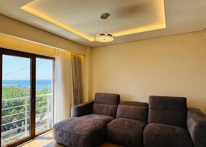 Sea View Escape Apartment